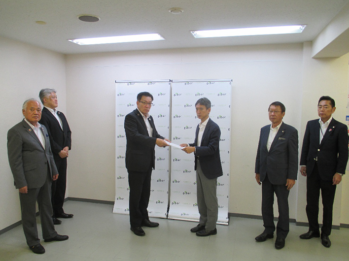 大阪維新の会と政策懇談会を開催しました