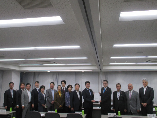 公明党大阪府本部と政策要望懇談会を行いました